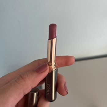 Kiko Milano Unlimited Stylo Lipstick Color Fades in Less Than an Hour