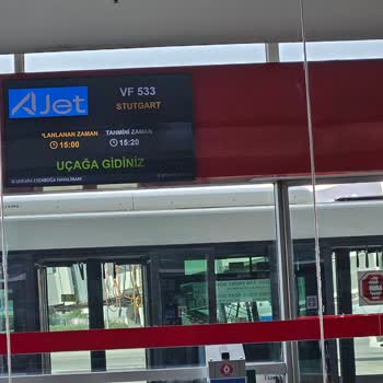 AJet Flüge VF534 und VF533 mit Verspätungen ohne Information an Passagiere