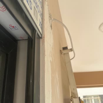 Beklentilerin Altında Kalan Balkon Kapısı Ve Panjur İşçiliği