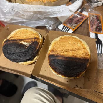 Bayat Ekmek Ve İlgisiz Hizmetle Yaşadığım Hayal Kırıklığı