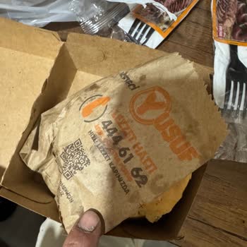 Bayat Ekmek Ve İlgisiz Hizmetle Yaşadığım Hayal Kırıklığı