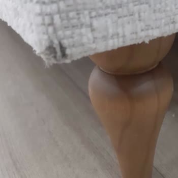 Aldığım Koltuk Daha İlk Günden Defolu Çıktı Servis İlgisiz Kaldı Mağdurum