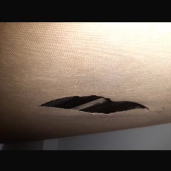 Aldığım Koltuk Daha İlk Günden Defolu Çıktı Servis İlgisiz Kaldı Mağdurum