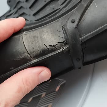 Goodyear 3D Oto Paspas Deformasyonu Ve Müşteri Hizmetleri İlgisizliği