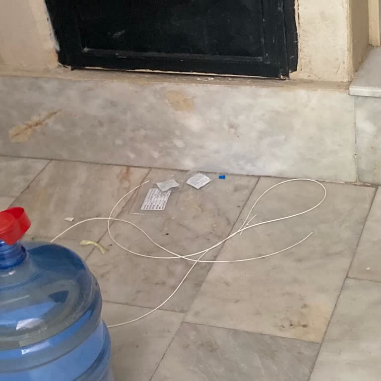 Superonline Bağlantı Kutusunda Bırakılan Kablo Ve Çöp Sorunu