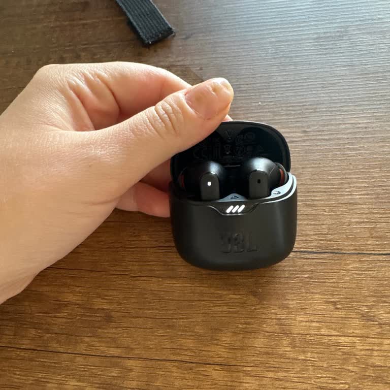 JBL Tune Flex Sağ Kulaklıkta Şarj Sorunu Ve Hayal Kırıklığı