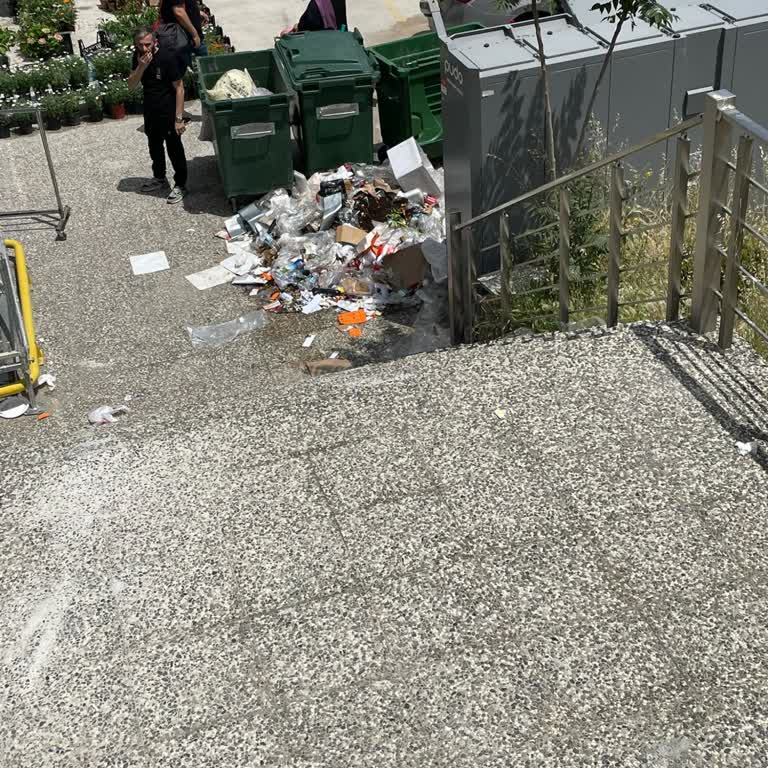 Gerçek İstanbul Sosyete Pazarı Çevreyi Kirletiyor Ve Huzuru Bozuyor