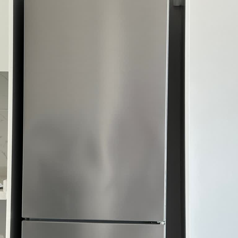 Hasarlı Ve Gürültülü Buzdolabı İçin İade Talebim Reddedildi