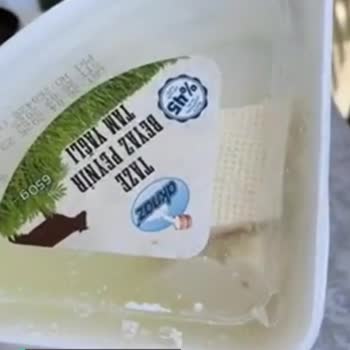 Aknaz Tuz Dolu Peynir!