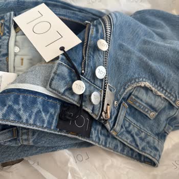 İnternetten Alınan Pantolonun İadesi Neden Reddedildi