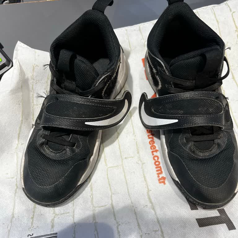 Kısa Sürede Deforme Olan Nike Ayakkabı İçin Ret Cevabı