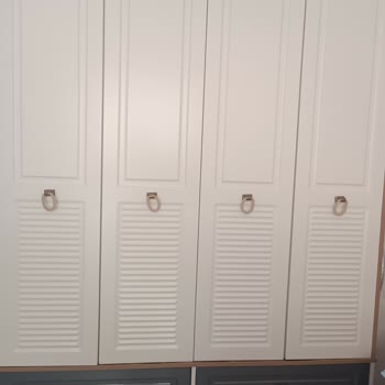 Teslimat Ve Renk Hataları Nedeniyle Yaşanan Dolap Mağduriyeti