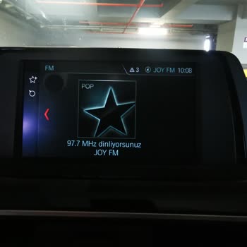 BMW 4.18i Multimedya Ekranında Çıkan Siyah Daire Park Sırasında Sorun Yaratıyor!