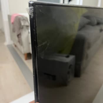 Kırık Televizyon Ve Çözülmeyen Sorun