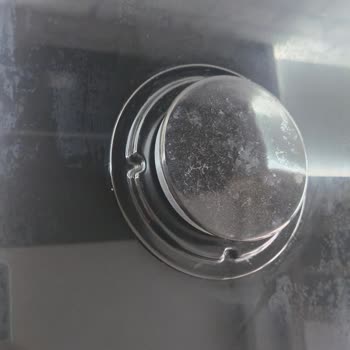 Yeni Beko Ankastre Ocakta Temizleyici Sonrası Kalıcı Leke Sorunu