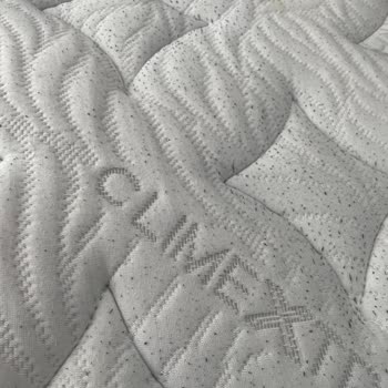 Yatakta Tüylenme Ve Servis Hizmeti Sorunu