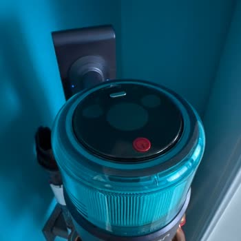 Dyson GEN5 Modelinde LED Ekran Aniden Karardı