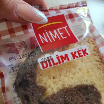Paketli Dilim Kekten Kıl Çıkması Ve Hijyen Sorunu
