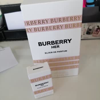Sephora'dan Aldığım Burberry Her Elixir Parfümün Kalıcılığı Yok Ve İade Talebime Yanıt Alamıyorum