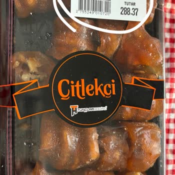 Son Kullanım Tarihi Geçmemiş Cevizli Sucuklarda Küf Ve Kurt Sorunu