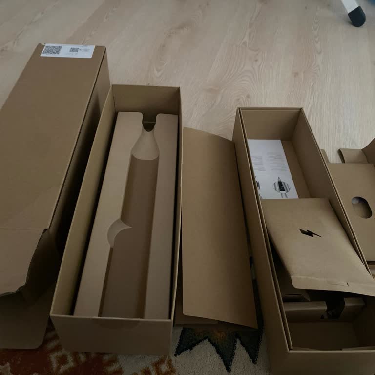 Dyson Ürünü Kutusuz Gönderildi Mağduriyet Yaşadım