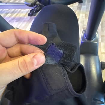 Spor Eldivenleri Üç Kullanımda Yırtıldı Kalite Hayal Kırıklığı