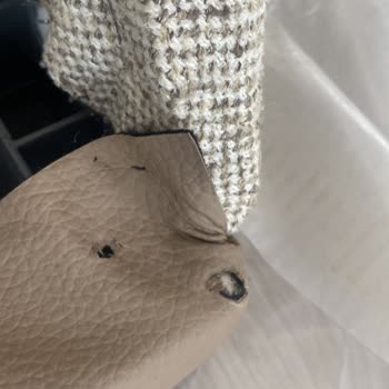 Düğün Paketi Teslimatında Yırtık Koltuk Ve Gecikme Mağduriyeti