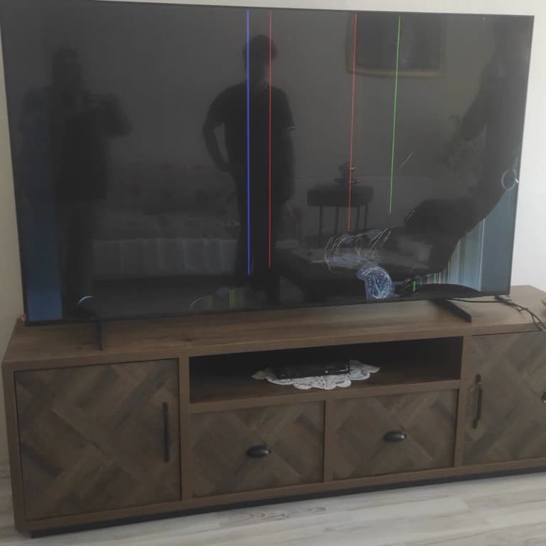 Kargoda Hasar Gören TV İçin Değişim Talebim Reddedildi