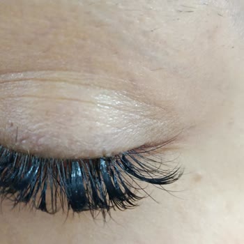 Bakırköy İpek Kirpik | By Selin Beauty İpek Kirpik Uygulamasında Hatalı Ve Dikkatsiz Hizmet!