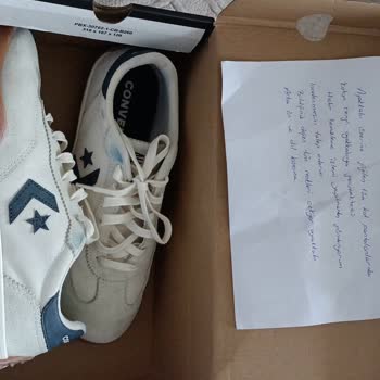 Converse Ayakkabıda Renk Atması Ve Hatalı Kullanıcı Suçlaması