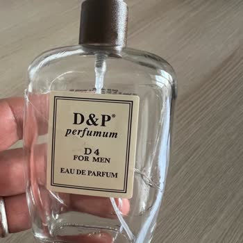 D&P Parfümeri'den Aldığım Parfüm Şişesi Özensiz Paketleme Nedeniyle Çatladı