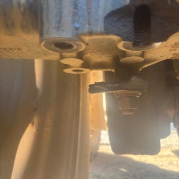 Traktör Arızaları Ve Servis İlgisizliği Mağduriyet Yaşatıyor