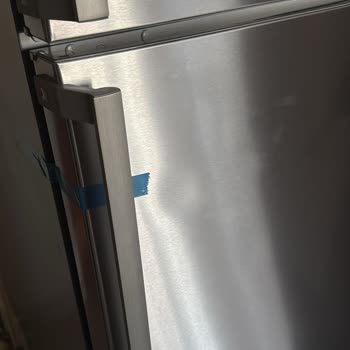 Çizik Ve Hasarlı Buzdolabı İçin Değişim Sorunu