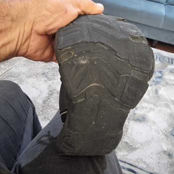 Lescon Ayakkabıda Erken Açılma Ve İlgisiz Müşteri Hizmetleri