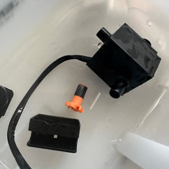 Yeni Alınan Su Pınarının Motoru Kısa Sürede Bozuldu, Garanti Dışı Bırakıldı