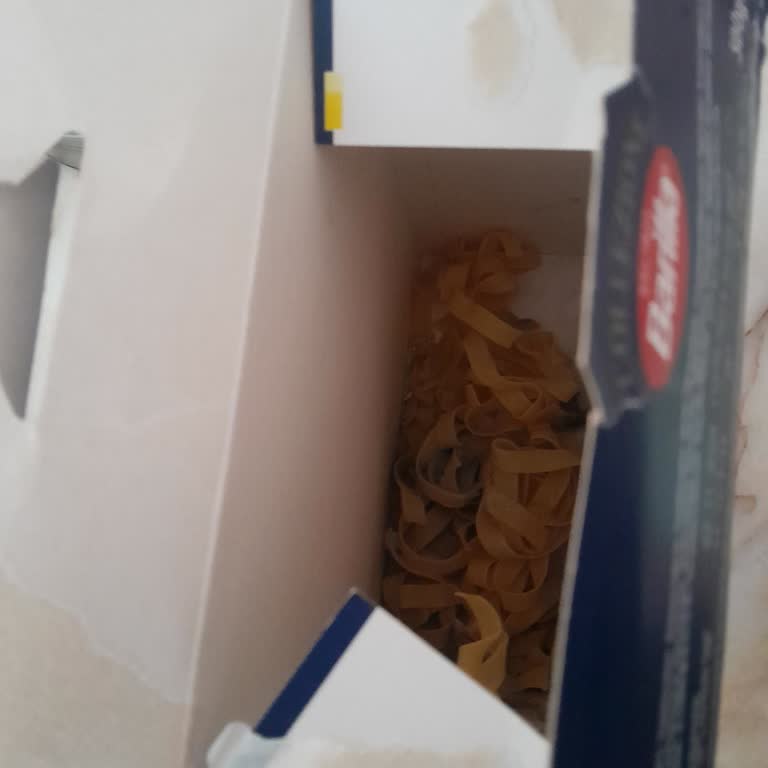 Aldığım Makarna Küflü Çıktı, Güvenim Sarsıldı