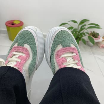 Yeni Alınan Ayakkabının Kısa Sürede Açılması Ve Müşteri Hizmetlerine Ulaşılamaması