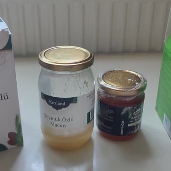 Kozland Soymuk Özlü Macun Ve Sebellacos&nbsp;Istıranca Dağı Kozalak Macunu Yanıltması