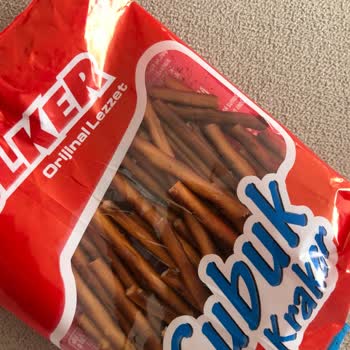 Aldığım Ülker Çubuk Krakerlerin Hepsi Yanık Çıktı