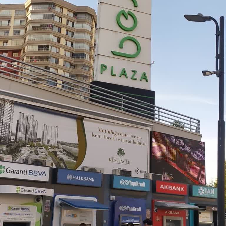 Yapı Kredi Bankamatiğinde Siperlik Eksikliği Ve Duyarsızlık