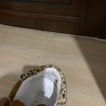 Kemal Tanca'dan Alınan Spor Ayakkabıda Deri Kayganlığı Ve Sağlık Sorunu