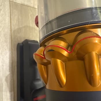 Dyson Ürünüm Tamir Sonrası Aynı Arızayla Ve Çiziklerle Teslim Edildi