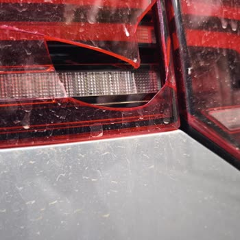 Farın Sadece Dış Plastiği İçin Yüksek Maliyetli Tam Değişim Zorunluluğu Ve Destek Eksikliği