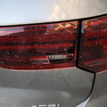 Farın Sadece Dış Plastiği İçin Yüksek Maliyetli Tam Değişim Zorunluluğu Ve Destek Eksikliği