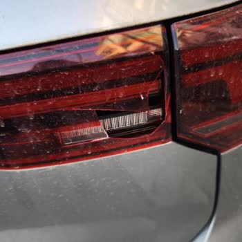 Farın Sadece Dış Plastiği İçin Yüksek Maliyetli Tam Değişim Zorunluluğu Ve Destek Eksikliği