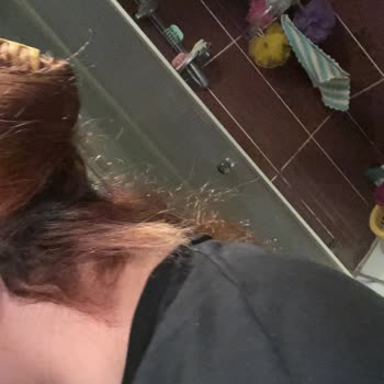 Saç Boyama Sonrası İstenmeyen Renk Ve Saç Hasarı Yaşadım