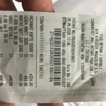 Dondurmanın İçinden Çıkan Plastik Parçalar Sağlığımızı Tehlikeye Attı