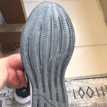 Aldığım Adidas Ayakkabıdan Gelen Ses Ve İlgisiz Mağaza Hizmeti