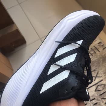 Adidas Ayakkabıdaki Gıcırtı Sorunu Ve Yetersiz Müşteri Hizmeti
