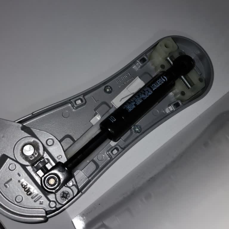 Mutfak Dolabı Pistonları Bulunmuyor, Kullanamıyorum